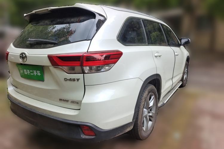 Used Toyota Highlander 2018 2.0T Four-Wheel Drive Luxury Edition 7 Seats China V Emission Standard Rear Right 45 Deg