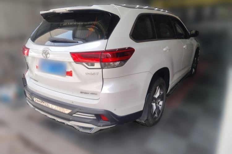 Used Toyota Highlander 2018 2.0T Four-Wheel Drive Luxury Version 7 Seats China VI Standard Rear Right 45 Deg