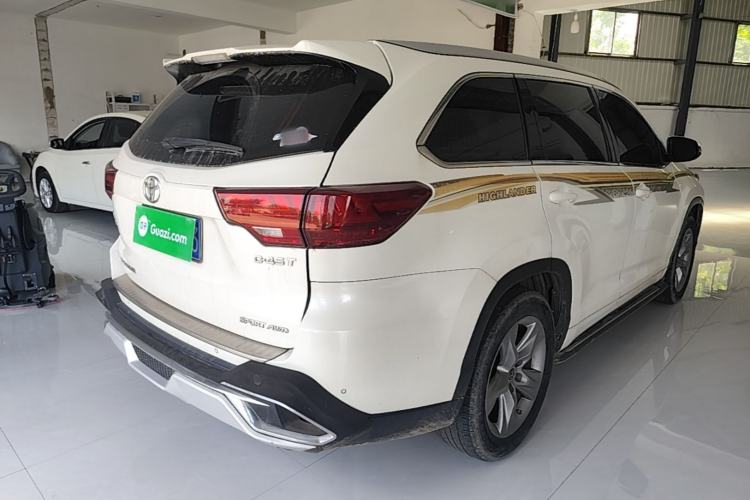 Used Toyota Highlander 2018 2.0T Four-Wheel Drive Luxury Version 7 Seats China VI Standard Rear Right 45 Deg