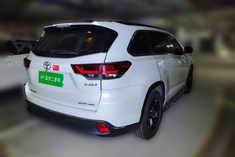 Used Toyota Highlander 2018 2.0T Four-Wheel Drive Knight Edition 7 Seats China VI Standard Rear Right 45 Deg