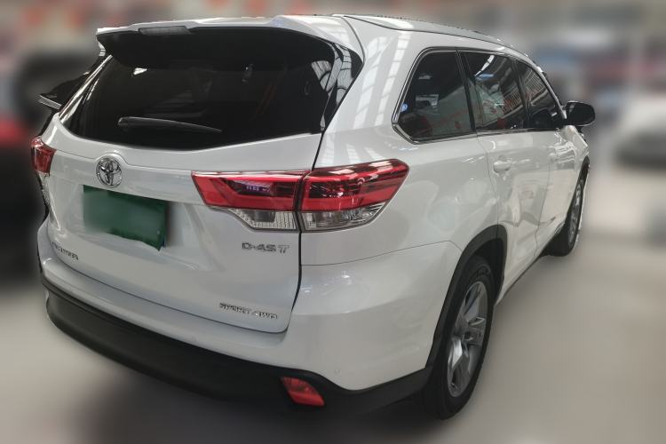 Used Toyota Highlander 2018 2.0T Four-Wheel Drive Luxury Edition 7 Seats China V Emission Standard Rear Right 45 Deg