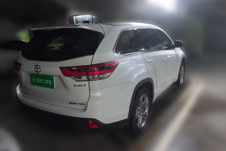 Used Toyota Highlander 2018 2.0T Four-Wheel Drive Luxury Version 7 Seats China VI Standard Rear Right 45 Deg