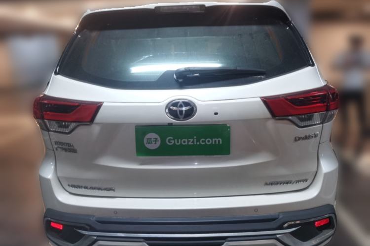 Used Toyota Highlander 2018 2.0T Four-Wheel Drive Ultimate Edition 7-Seater Emission Standard China V Rear