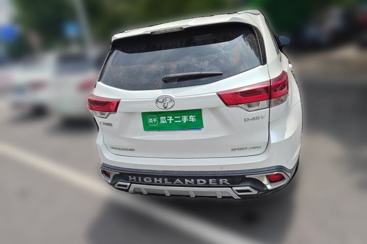 Used Toyota Highlander 2018 2.0T Four-Wheel Drive Prestige Version 7 Seats China VI Standard Rear