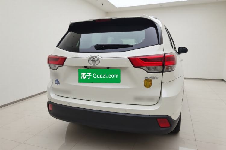 Used Toyota Highlander 2018 2.0T Four-Wheel Drive Luxury Edition 7 Seats China V Emission Standard Rear