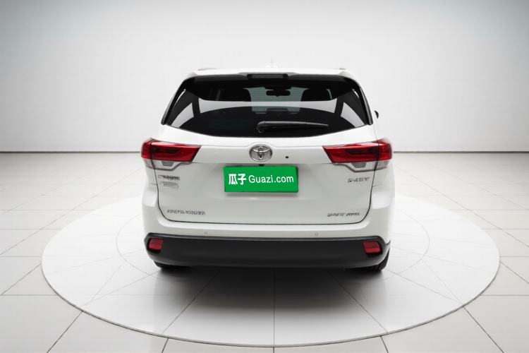 Used Toyota Highlander 2018 2.0T Four-Wheel Drive Prestige Version 7 Seats China VI Standard Rear