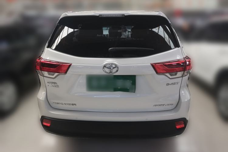 Used Toyota Highlander 2018 2.0T Four-Wheel Drive Luxury Edition 7 Seats China V Emission Standard Rear