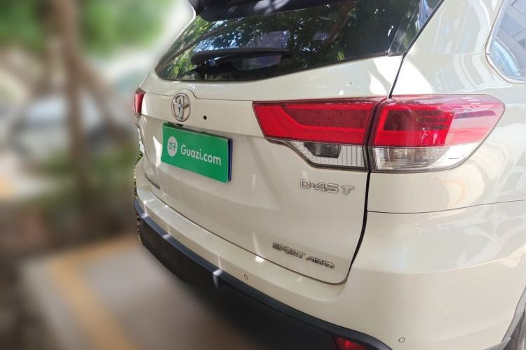 Used Toyota Highlander 2018 2.0T Four-Wheel Drive Prestige Version 7 Seats China VI Standard Rear