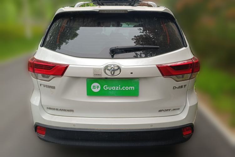 Used Toyota Highlander 2018 2.0T Four-Wheel Drive Prestige Version 7 Seats China VI Standard Rear