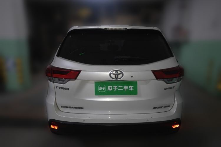 Used Toyota Highlander 2018 2.0T Four-Wheel Drive Prestige Version 7 Seats China VI Standard Rear