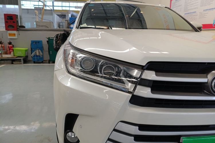 Used Toyota Highlander 2018 2.0T Four-Wheel Drive Luxury Version 7 Seats China VI Standard Right Front Headlight