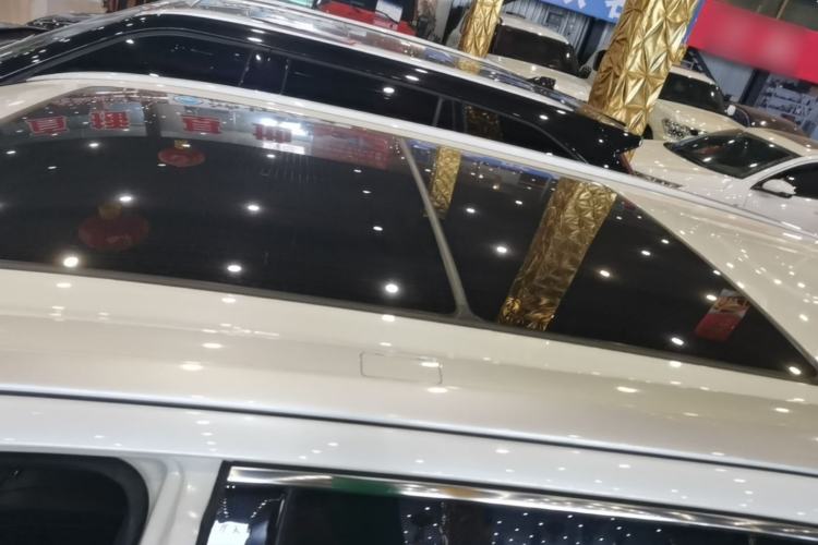 Used Toyota Highlander 2018 2.0T Four-Wheel Drive Luxury Version 7 Seats China VI Standard Roof