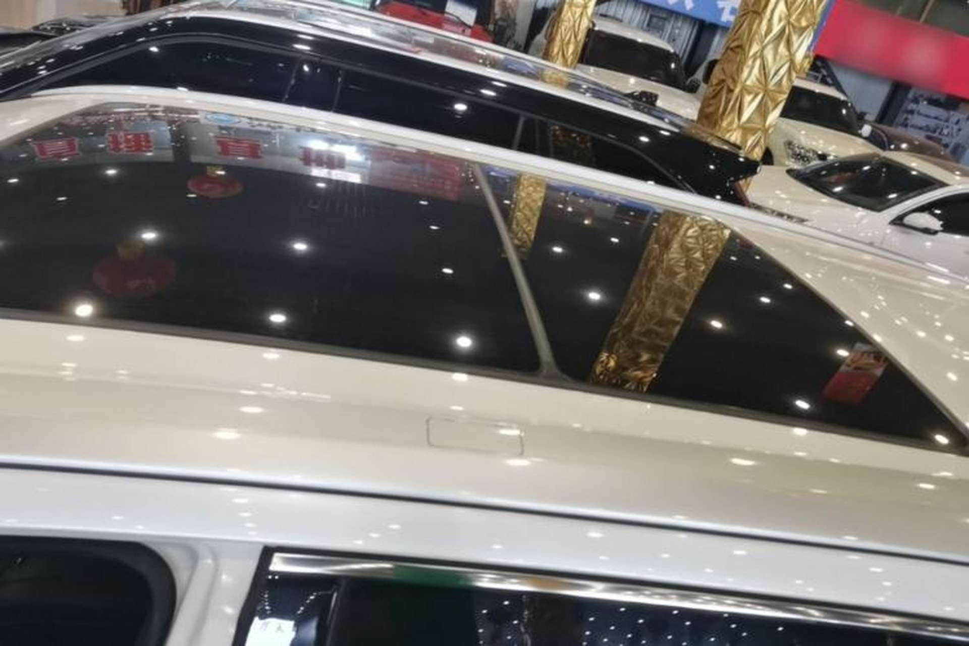 Used Toyota Highlander 2018 2.0T Four-Wheel Drive Luxury Version 7 Seats China VI Standard Roof