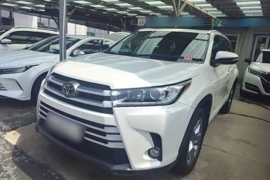 Used Toyota Highlander 2018 2.0T Four-Wheel Drive Luxury Edition 7 Seats China V Emission Standard