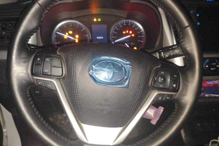 Used Toyota Highlander 2018 2.0T Four-Wheel Drive Supreme Edition 7-Seater China VI Steering Wheel