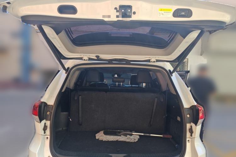 Used Toyota Highlander 2018 2.0T Four-Wheel Drive Luxury Version 7 Seats China VI Standard Trunk