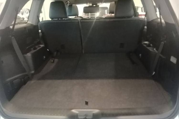 Used Toyota Highlander 2018 2.0T Four-Wheel Drive Luxury Version 7 Seats China VI Standard Trunk