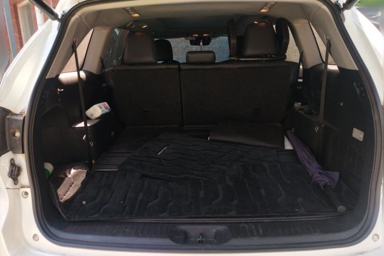 Used Toyota Highlander 2018 2.0T Four-Wheel Drive Prestige Version 7 Seats China V Emission Standard Trunk