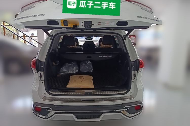Used Toyota Highlander 2018 2.0T Four-Wheel Drive Prestige Version 7 Seats China VI Standard Trunk