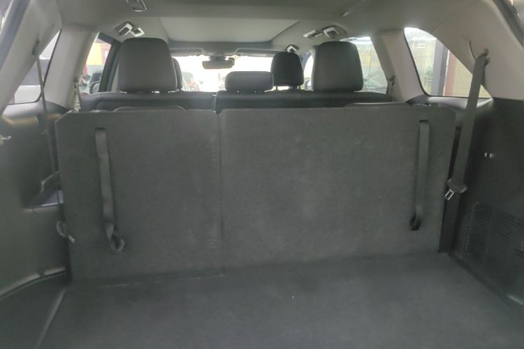 Used Toyota Highlander 2018 2.0T Four-Wheel Drive Luxury Version 7 Seats China VI Standard Trunk