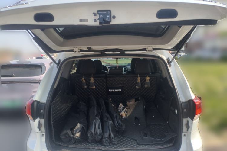 Used Toyota Highlander 2018 2.0T Four-Wheel Drive Luxury Version 7 Seats China VI Standard