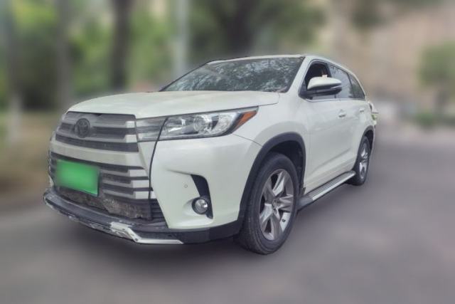 Used Toyota Highlander 2018 2.0T Two-Wheel-Drive Luxury Edition 7 Seats Emission Standard China V