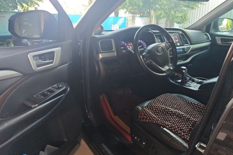 Used Toyota Highlander 2020 2.0T Four-Wheel Drive Millionth Anniversary Edition 7 Seats Driver Seat