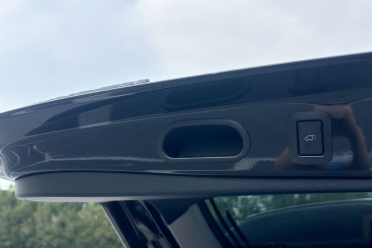 Used Toyota Highlander 2020 2.0T Four-Wheel Drive Millionth Anniversary Edition 7 Seats Engine Bay