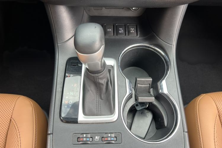 Used Toyota Highlander 2020 2.0T Four-Wheel Drive Millionth Anniversary Edition 7 Seats Gear Lever