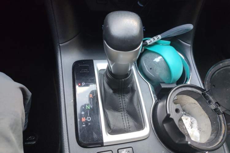 Used Toyota Highlander 2020 2.0T Four-Wheel Drive Millionth Anniversary Edition 7 Seats Gear Lever