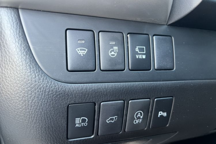 Used Toyota Highlander 2020 2.0T Four-Wheel Drive Millionth Anniversary Edition 7 Seats Interior 12