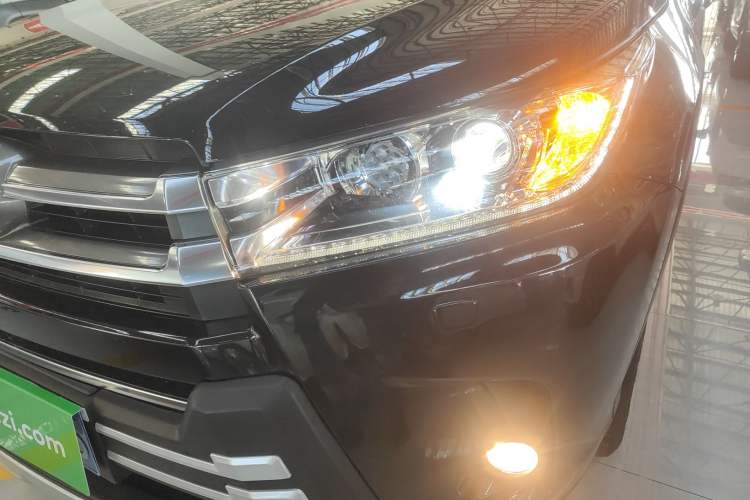 Used Toyota Highlander 2020 2.0T Four-Wheel Drive Millionth Anniversary Edition 7 Seats Left Front Headlight