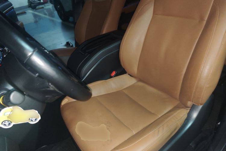 Used Toyota Highlander 2020 2.0T Four-Wheel Drive Millionth Anniversary Edition 7 Seats Left Front Seat