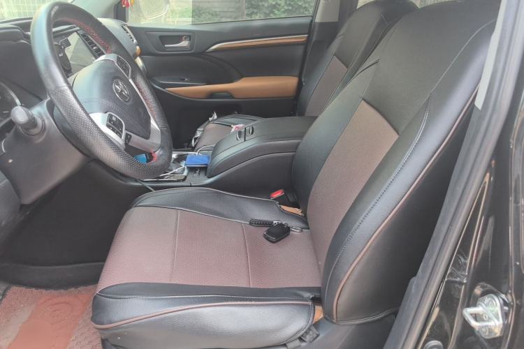 Used Toyota Highlander 2020 2.0T Four-Wheel Drive Millionth Anniversary Edition 7 Seats Left Front Seat