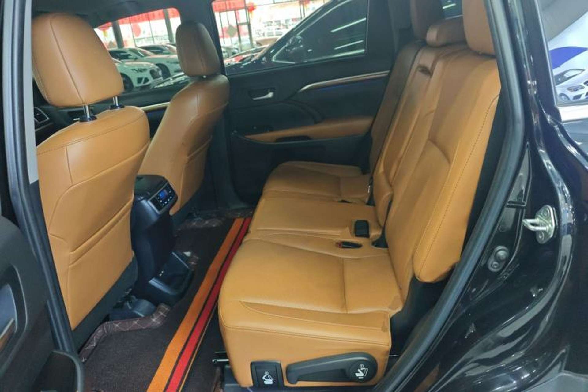 Used Toyota Highlander 2020 2.0T Four-Wheel Drive Millionth Anniversary Edition 7 Seats Left Rear Seat