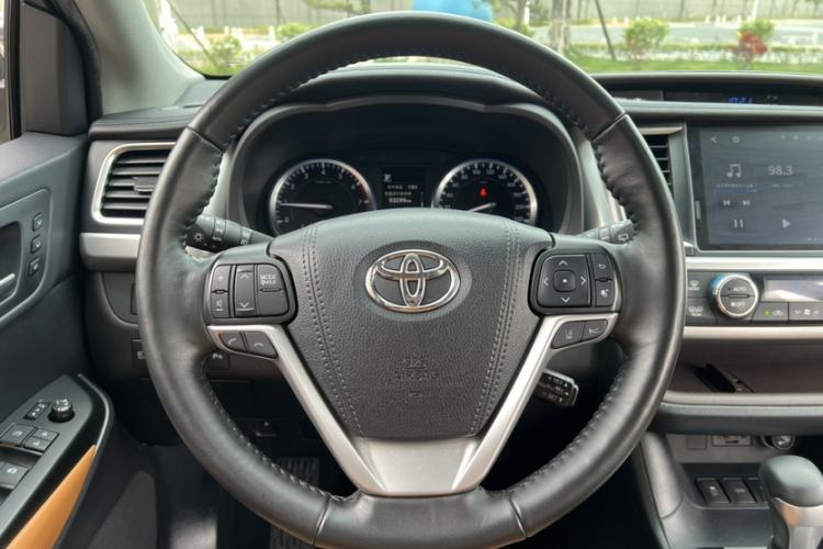 Used Toyota Highlander 2020 2.0T Four-Wheel Drive Millionth Anniversary Edition 7 Seats Steering Wheel