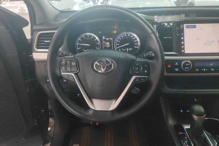 Used Toyota Highlander 2020 2.0T Four-Wheel Drive Millionth Anniversary Edition 7 Seats Steering Wheel