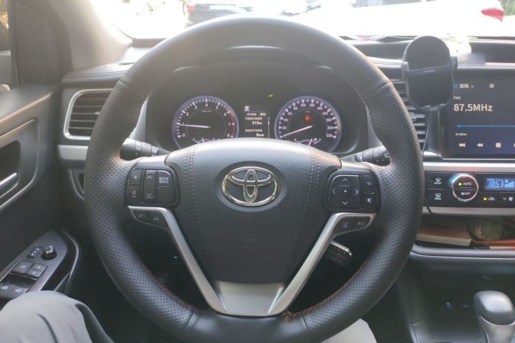Used Toyota Highlander 2020 2.0T Four-Wheel Drive Millionth Anniversary Edition 7 Seats Steering Wheel
