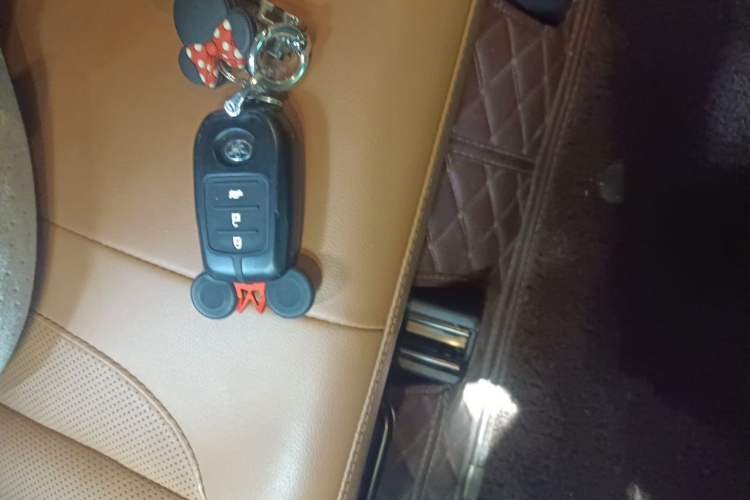 Used Toyota Highlander 2020 2.0T Four-Wheel Drive Millionth Anniversary Edition 7 Seats Vehicle Key