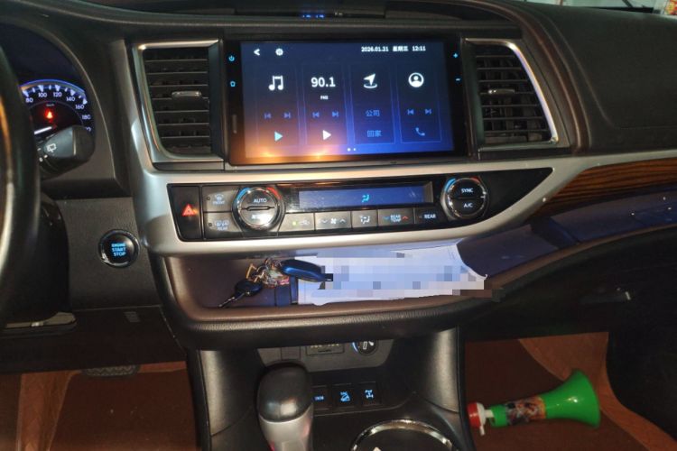 Used Toyota Highlander 2020 2.0T Four-Wheel Drive Millionth Anniversary Edition 7 Seats Audio And AC Panel