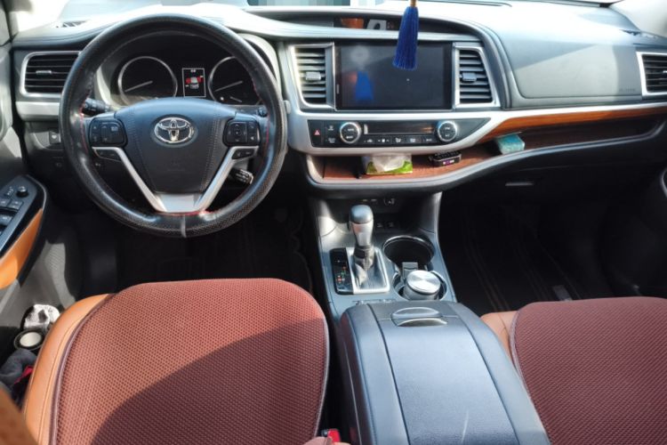 Used Toyota Highlander 2020 2.0T Four-Wheel Drive Millionth Anniversary Edition 7 Seats Center Console