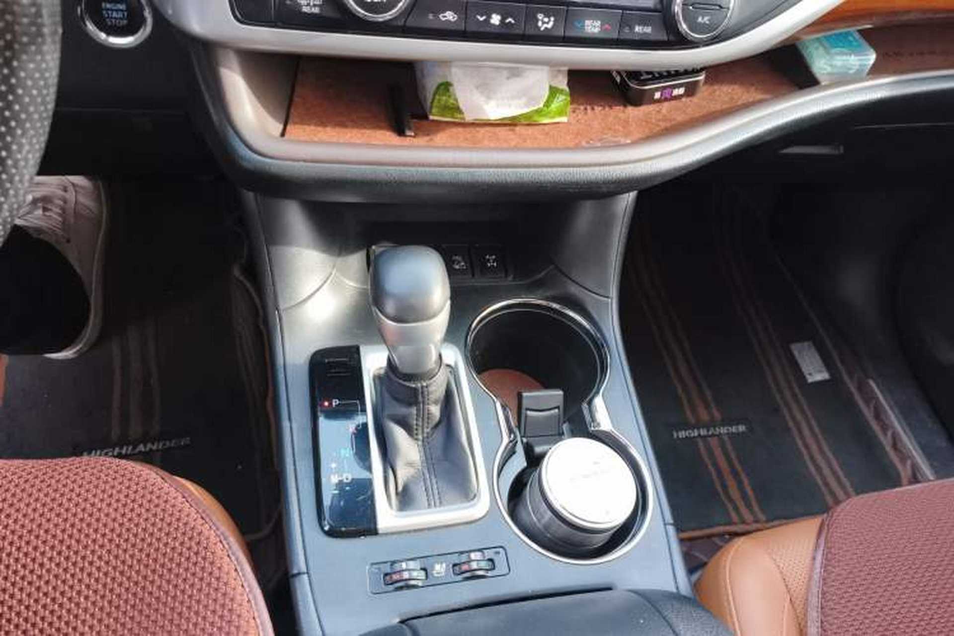 Used Toyota Highlander 2020 2.0T Four-Wheel Drive Millionth Anniversary Edition 7 Seats Gear Lever