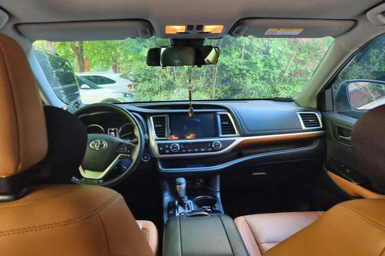 Used Toyota Highlander 2020 2.0T Four-Wheel Drive Millionth Anniversary Edition 7 Seats Headliner
