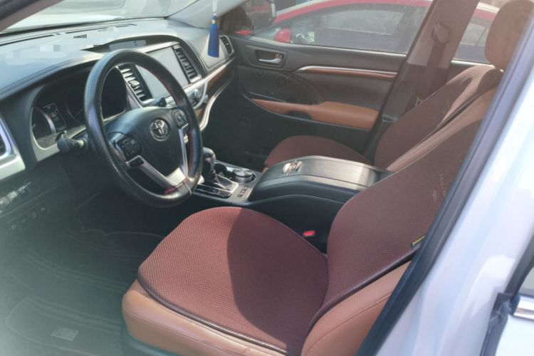 Used Toyota Highlander 2020 2.0T Four-Wheel Drive Millionth Anniversary Edition 7 Seats Left Front Seat