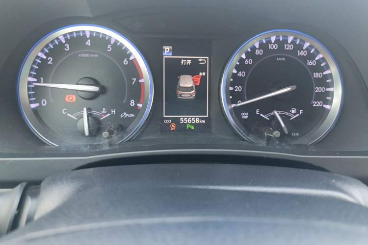 Used Toyota Highlander 2020 2.0T Four-Wheel Drive Millionth Anniversary Edition 7 Seats Odometer Close Up