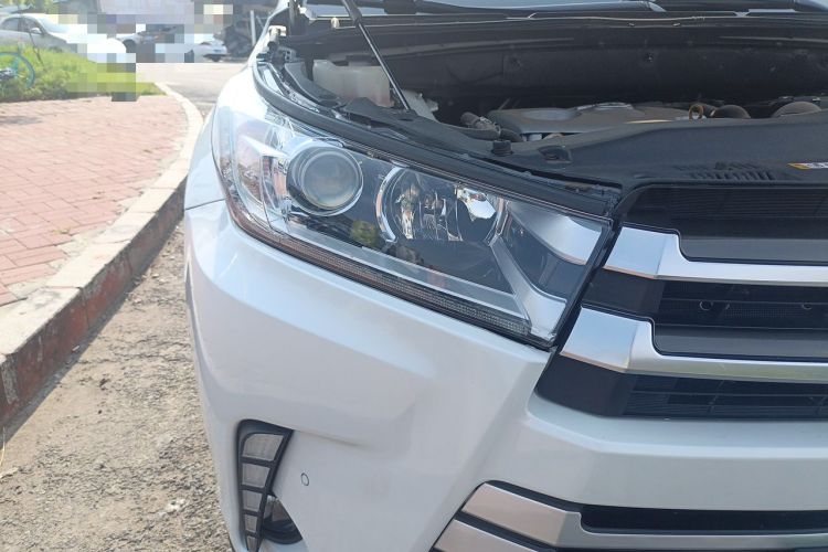 Used Toyota Highlander 2020 2.0T Four-Wheel Drive Millionth Anniversary Edition 7 Seats Right Front Headlight