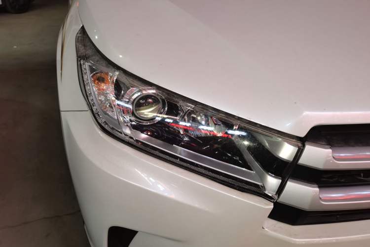 Used Toyota Highlander 2020 2.0T Four-Wheel Drive Millionth Anniversary Edition 7 Seats Right Front Headlight