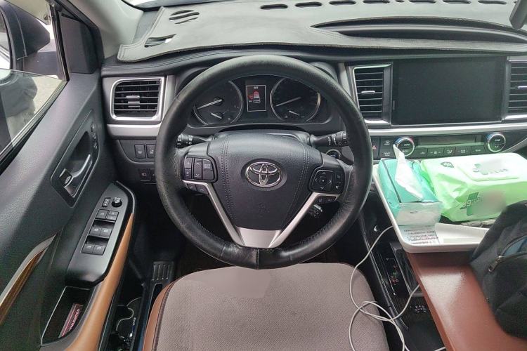 Used Toyota Highlander 2020 2.0T Four-Wheel Drive Millionth Anniversary Edition 7 Seats Steering Wheel