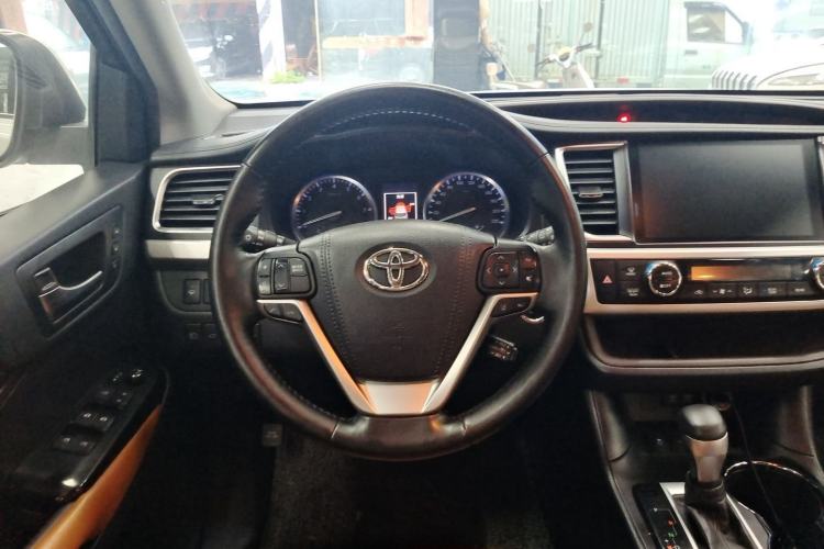 Used Toyota Highlander 2020 2.0T Four-Wheel Drive Millionth Anniversary Edition 7 Seats Steering Wheel