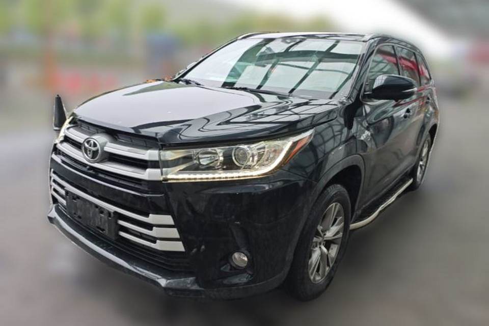 Toyota Highlander 2021